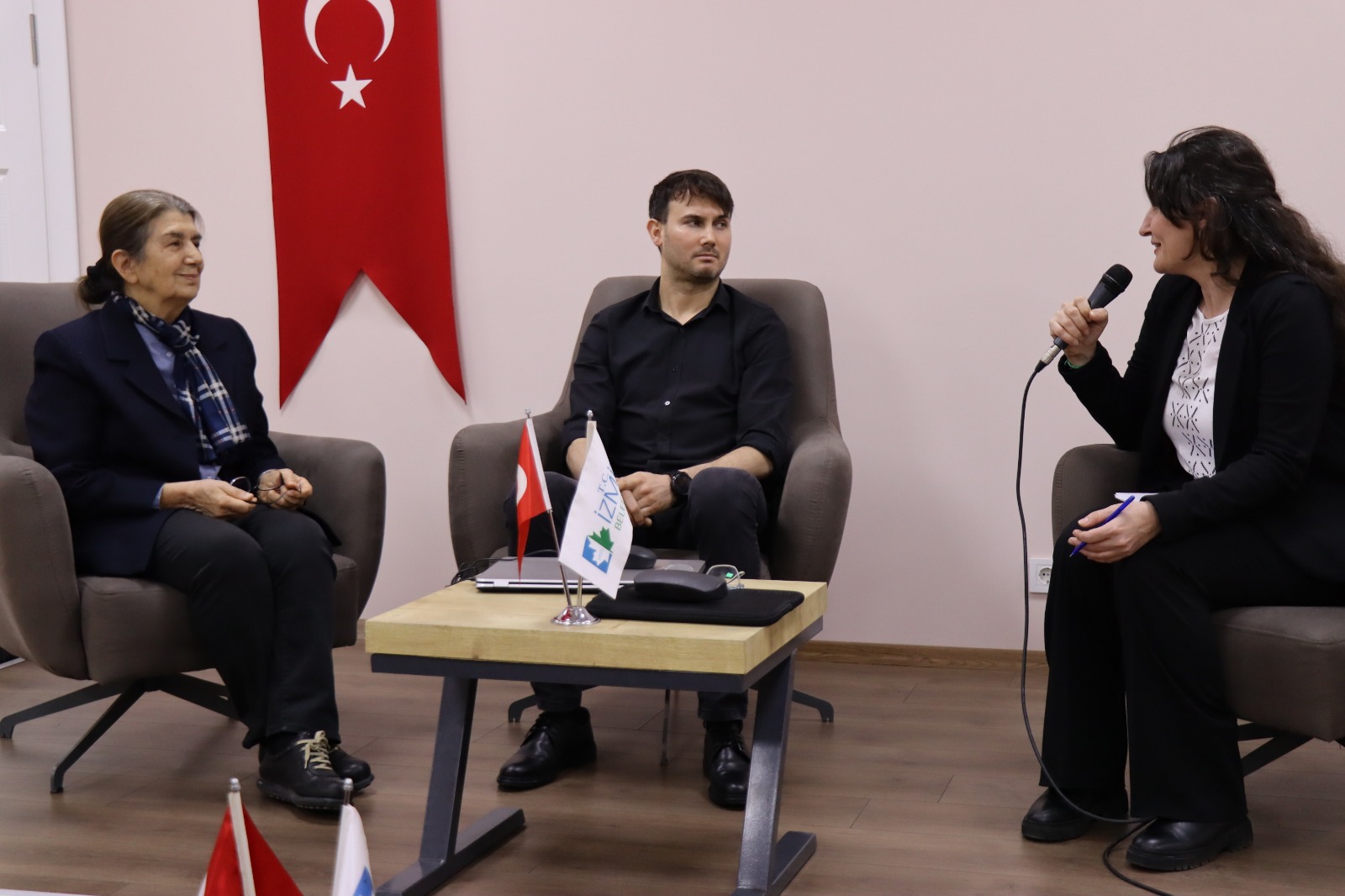 Izmit Belediyesi Kütüphaneler Haftasi'nda arsivciligi konustu (5)