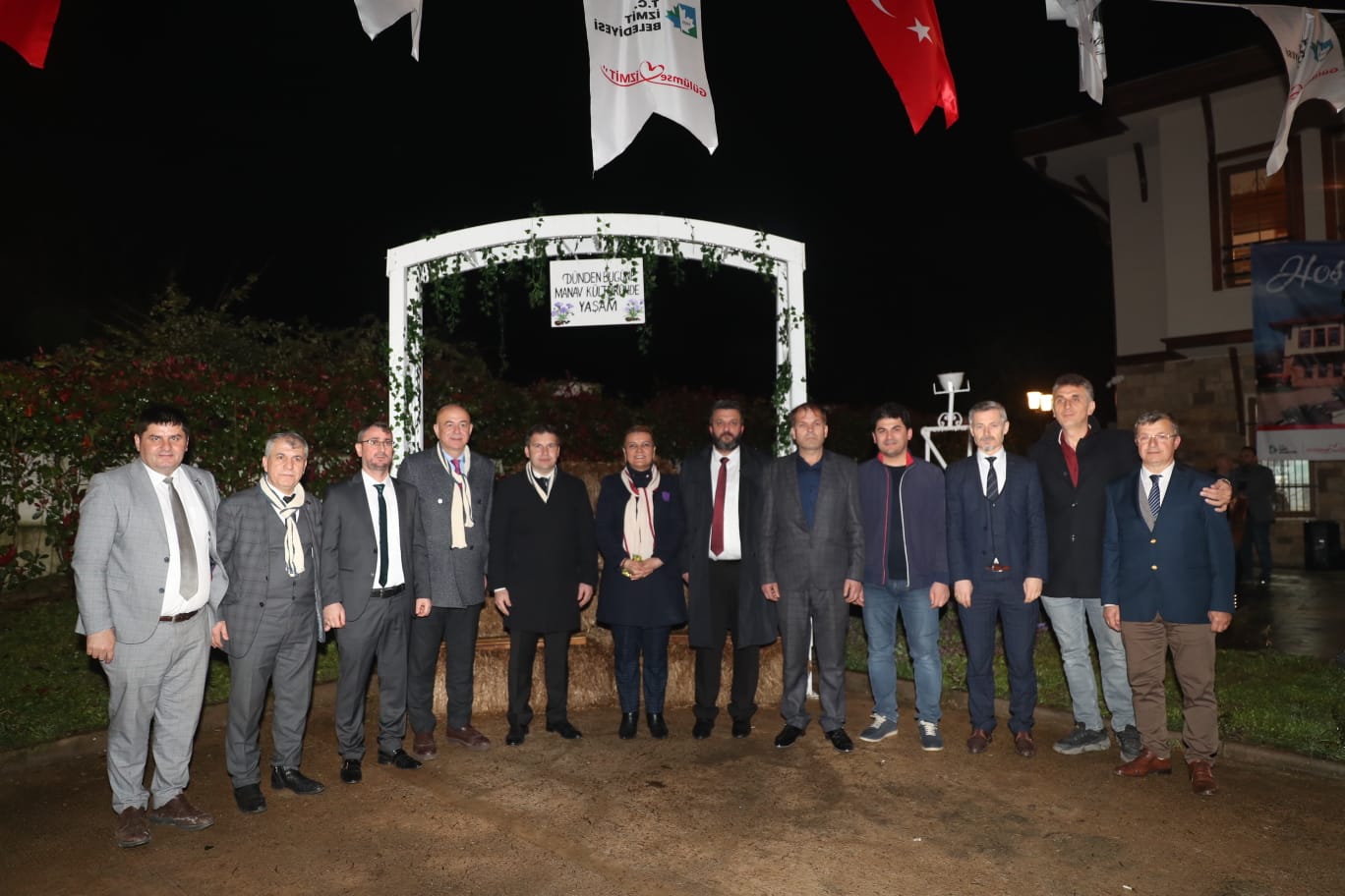 İzmit Belediyesi Manav Kültür Evi kapılarını açtı (12)