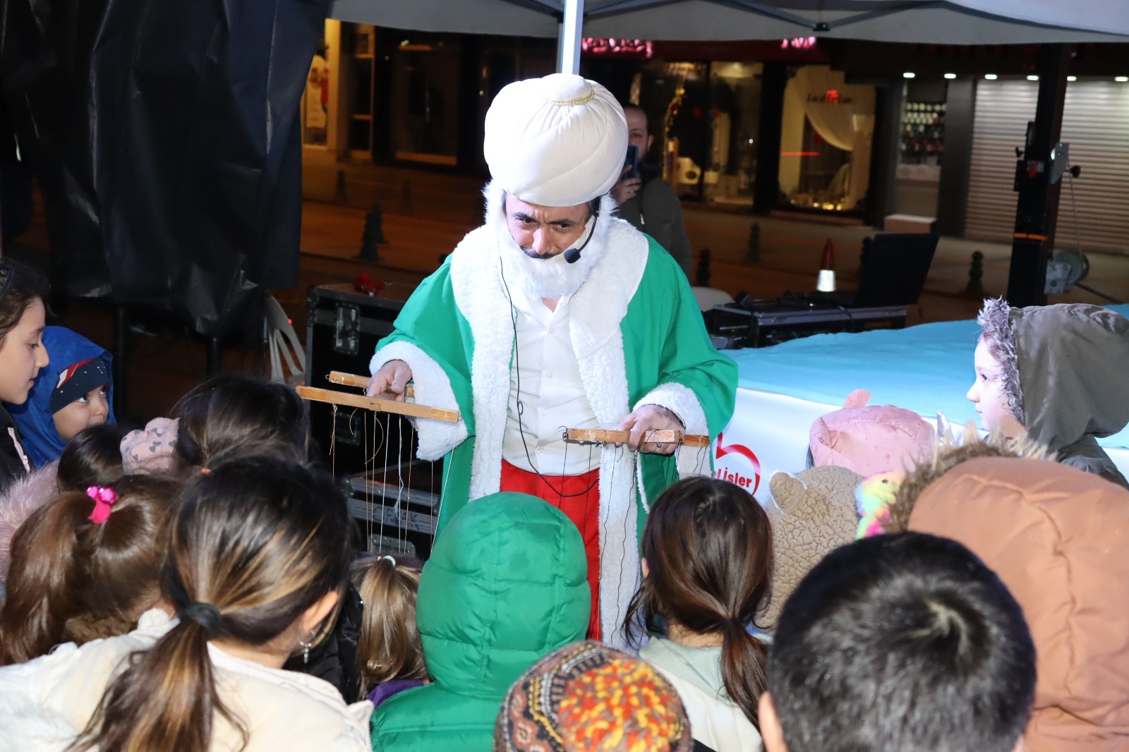 İzmit Belediyesi Ramazan ayı etkinlikleri yoğun ilgiyle başladı (7)