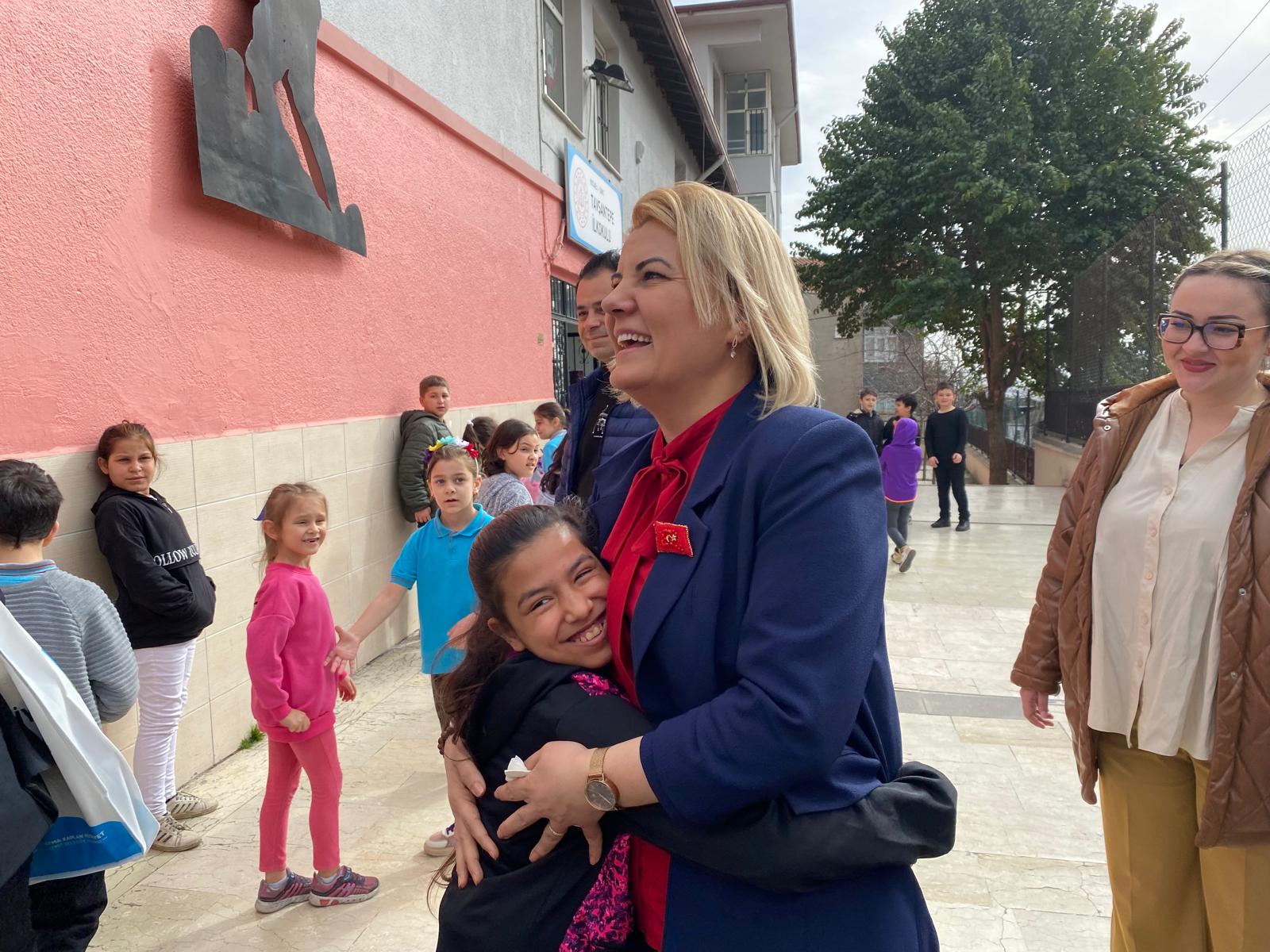 İzmit Belediyesi, Tavşantepe İlkokulu’na Akıl ve Zeka Oyunları Sınıfı kazandırdı (7)
