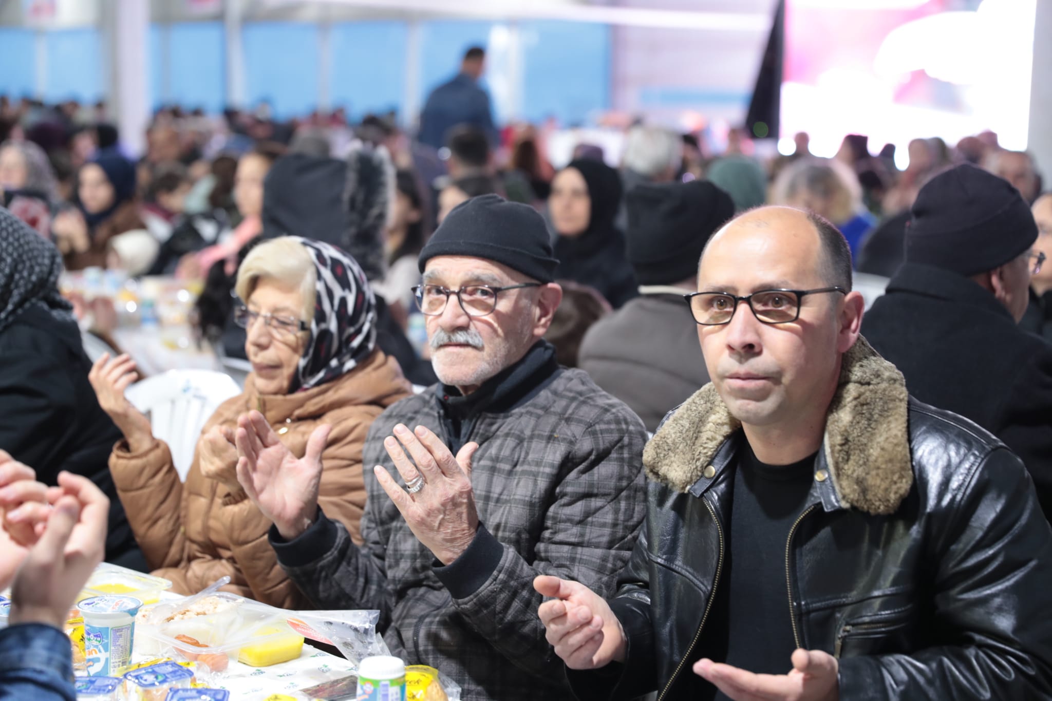 İzmit Belediyesi halk iftarları Ayazma Mahallesinde devam etti (3)
