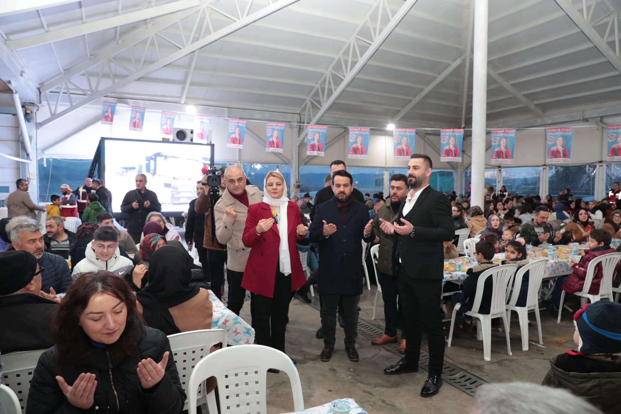 İzmit Belediyesi halk iftarları Ayazma Mahallesinde devam etti (5)