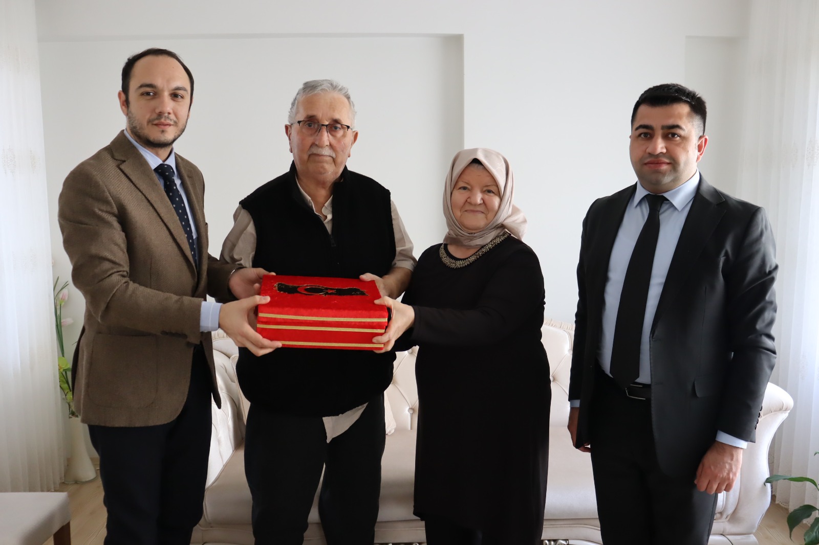 İzmit Belediyesi koordinatörleri, gazi ziyaretlerine devam ediyor (2)