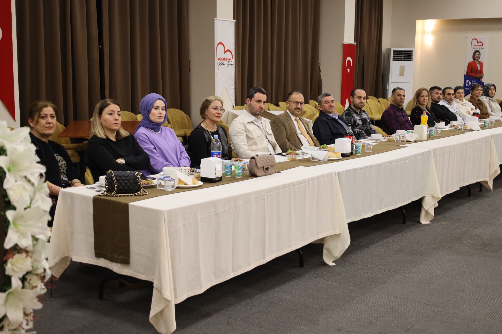 İzmit Belediyesi nikah memurlarını ağırladı (7)