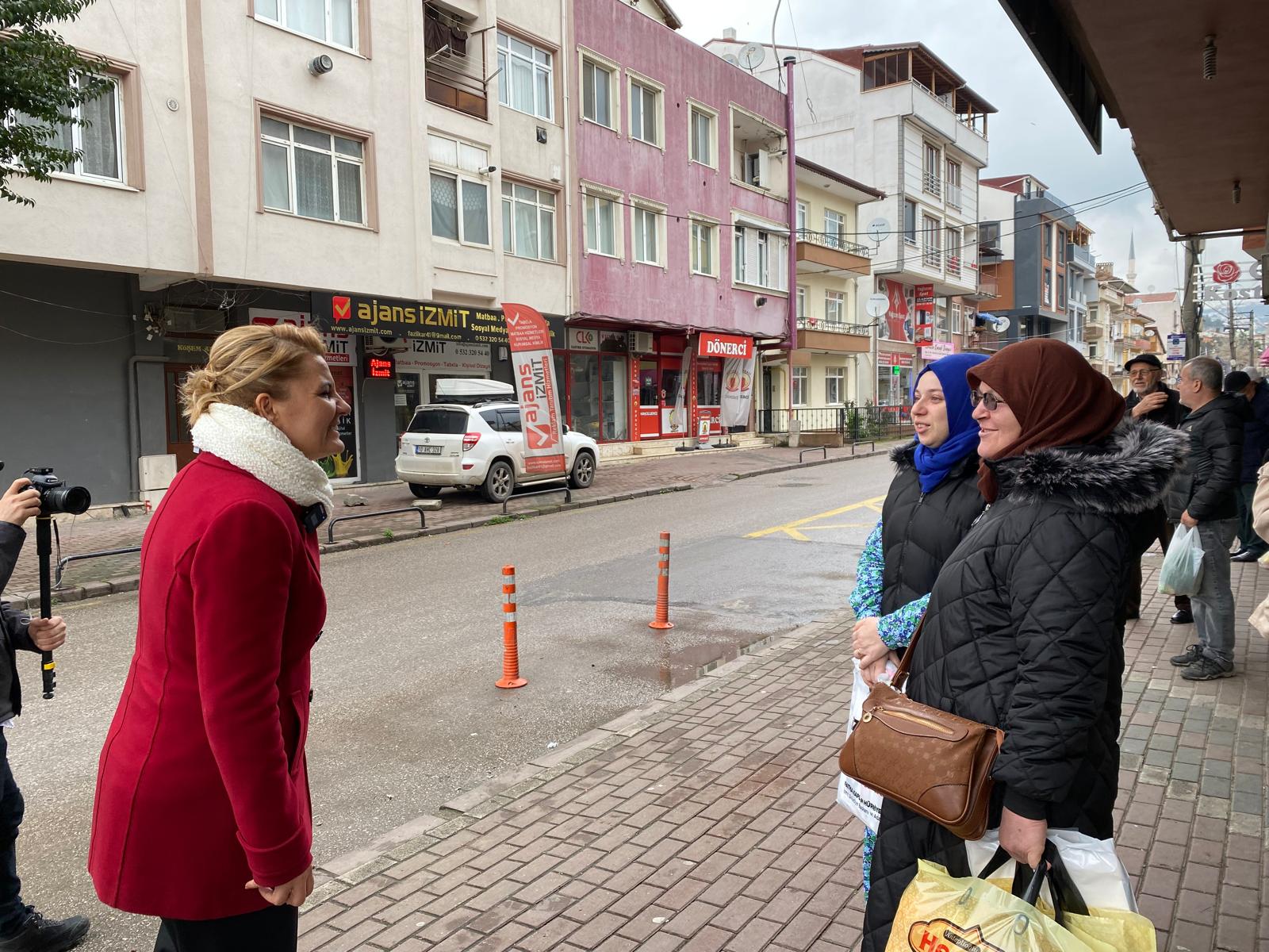Kadıköy esnafı Başkan Hürriyet’i sevgiyle kucakladı (13)