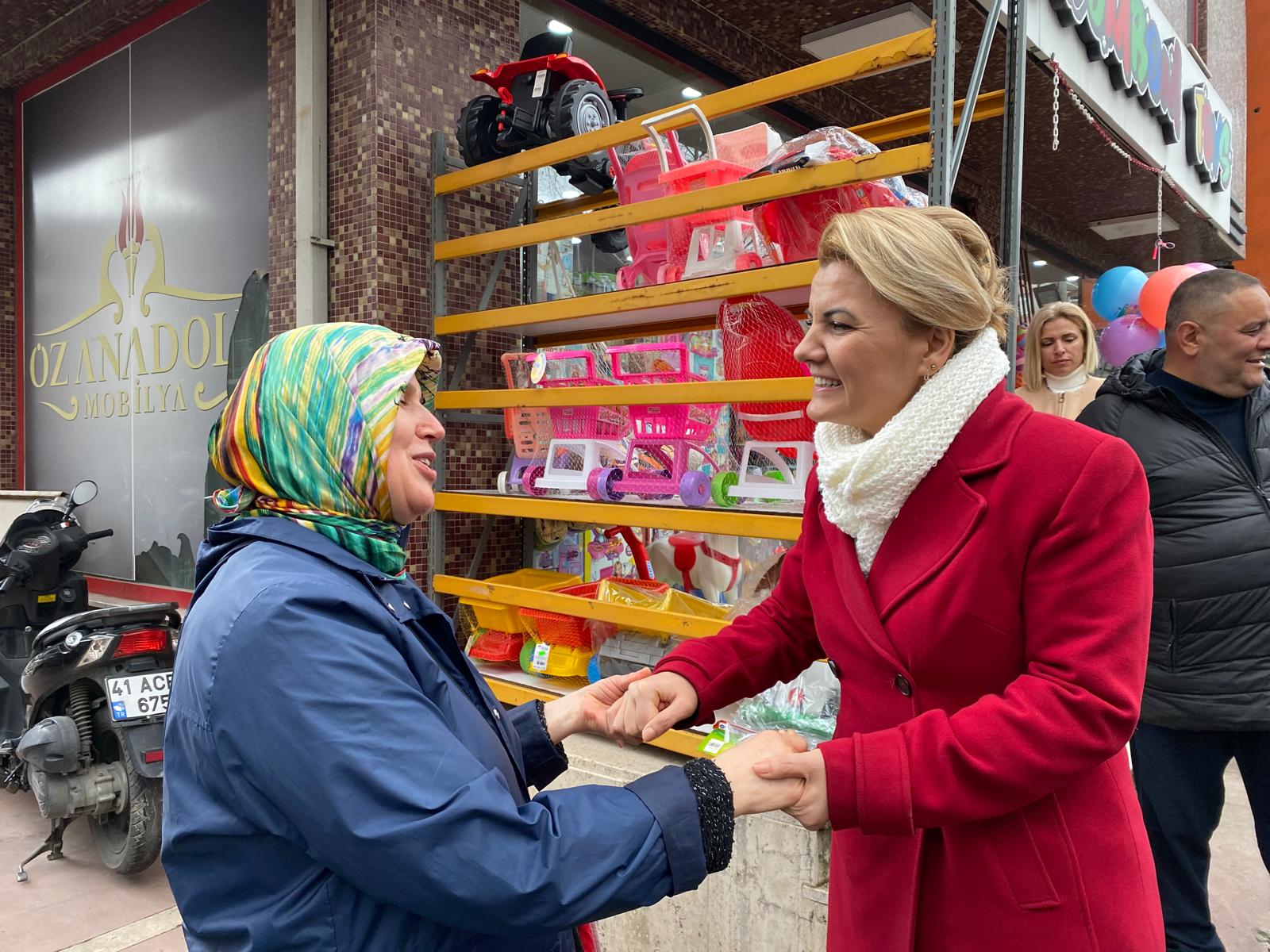Kadıköy esnafı Başkan Hürriyet’i sevgiyle kucakladı (8)