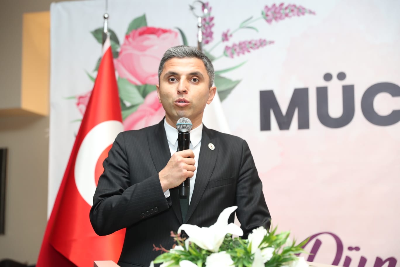 Kadinlar gününde `Yapabilirsin' belgeseli Izmitliler ile bulustu (3)
