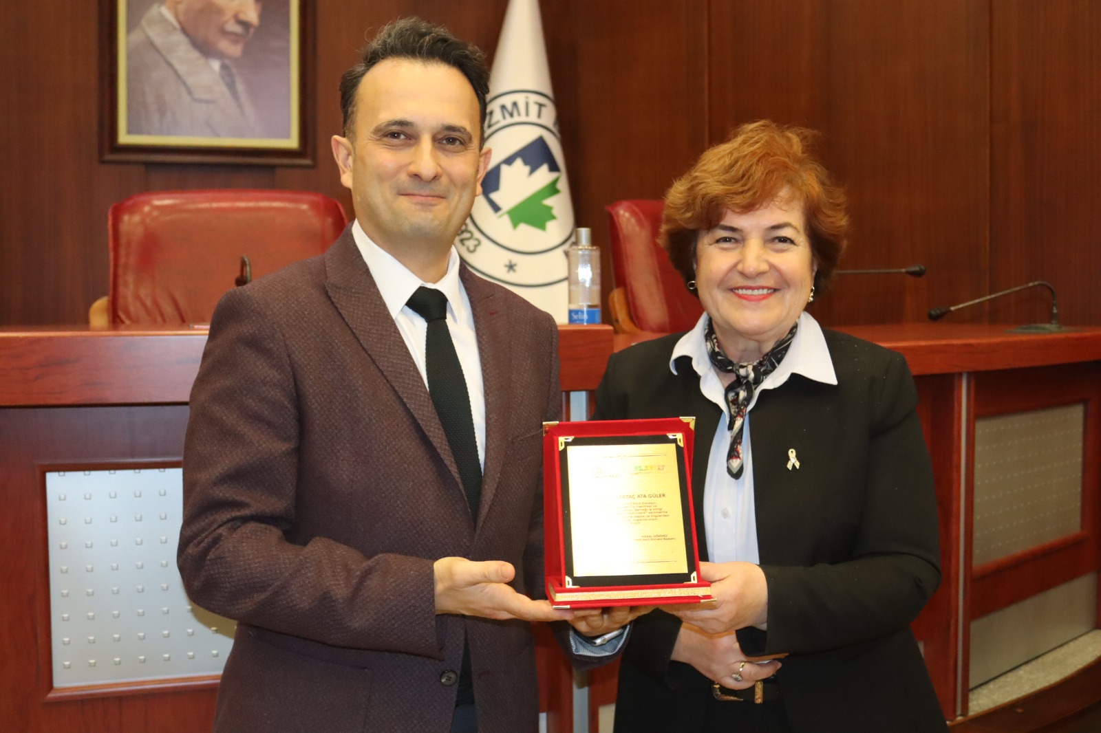 Plaket Takdimi (1)