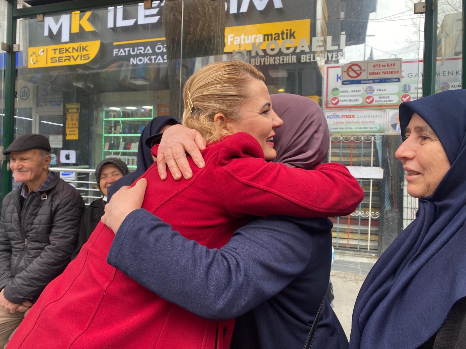 Üçyol esnafıyla buluşan Hürriyet Esnaf bizim baş tacımız (1)