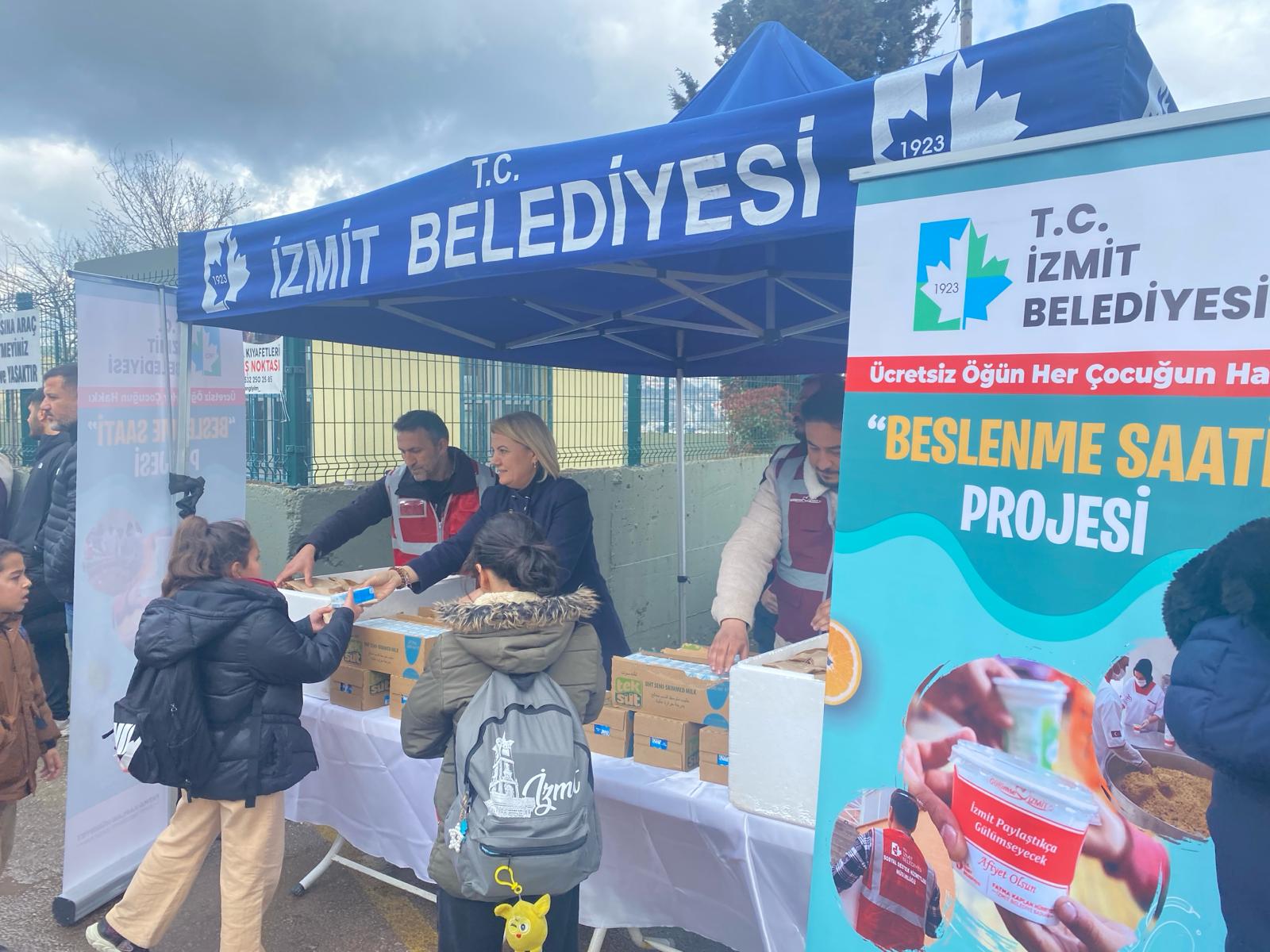 ‘Beslenme Saati’ ile tanışan çocuklardan teşekkür Fatma Başkan büyüksün! (1)