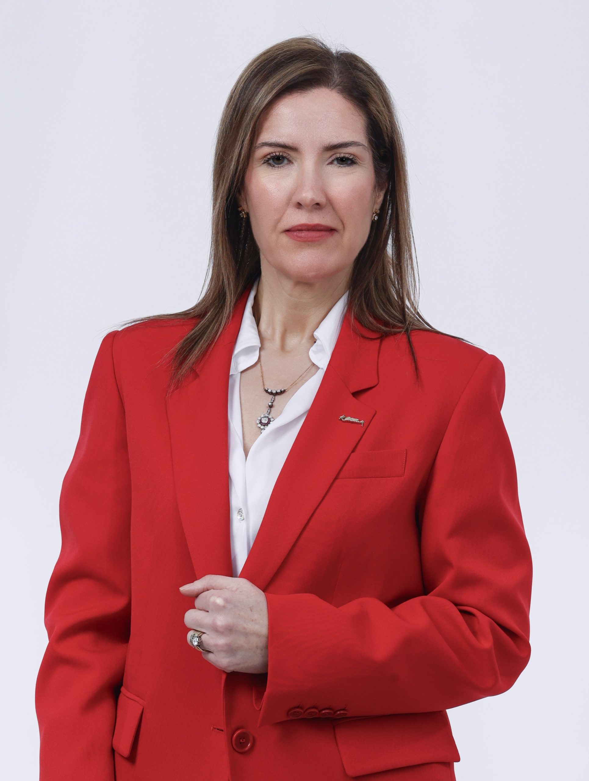 https://izmit.bel.tr/wp-content/uploads/2024/04/AYSE-FATMAGUL-TERZI-CHP-scaled.jpg