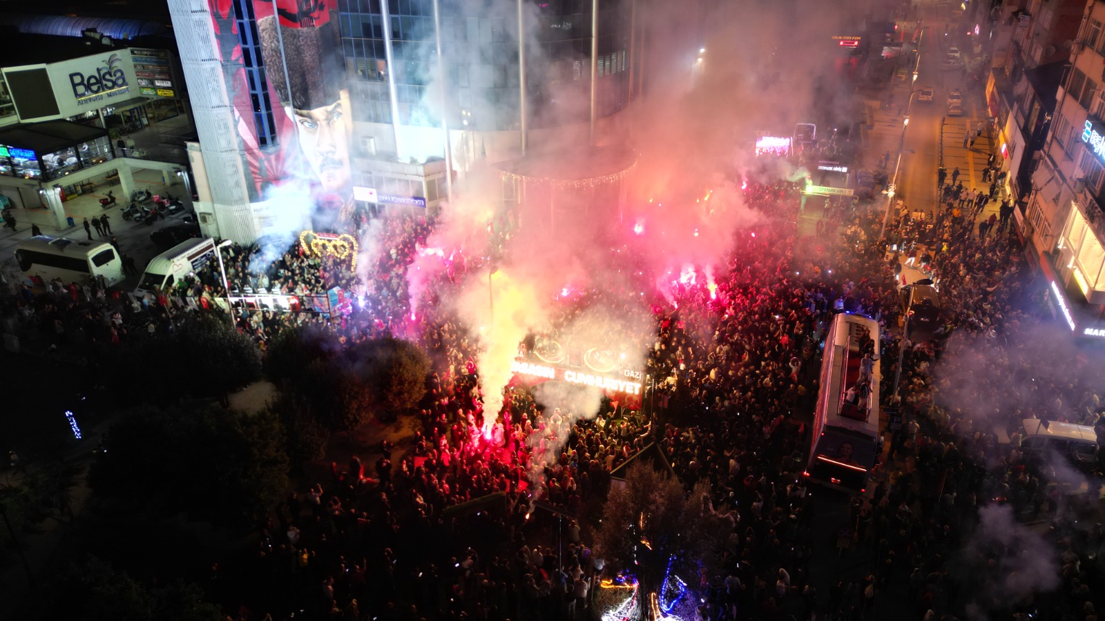 Başkan Hürriyet 400 bin İzmitlinin başkanıyım (12)