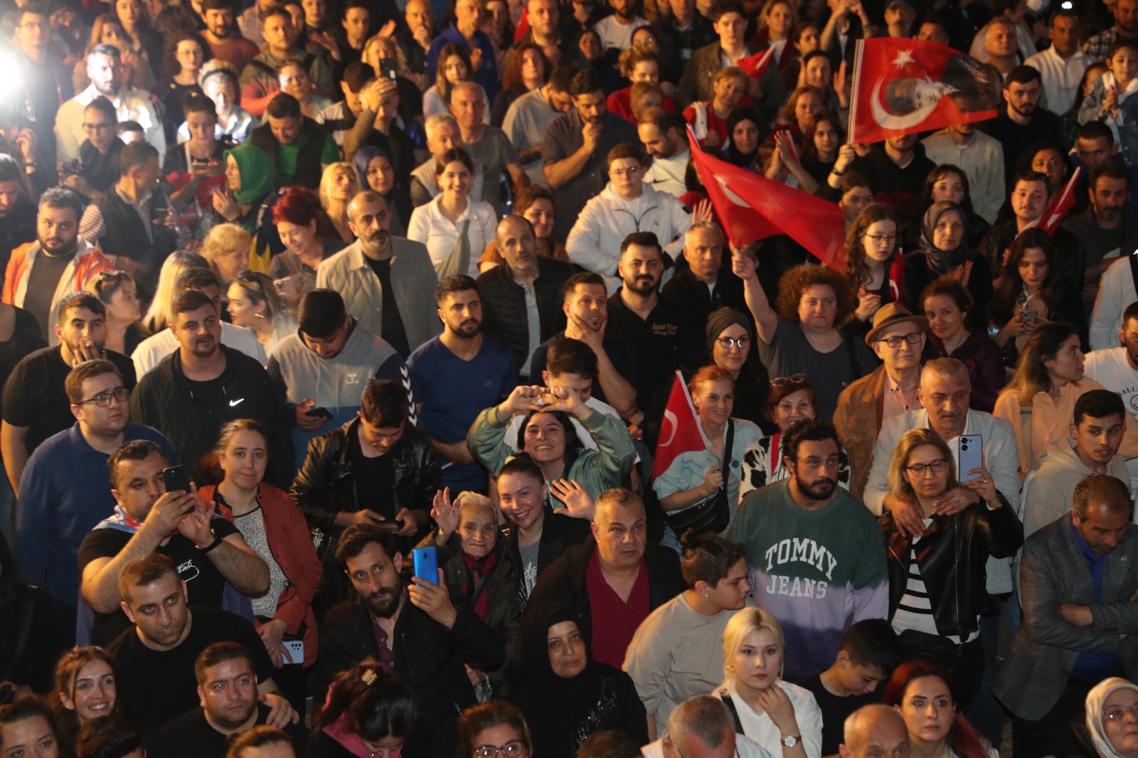 Başkan Hürriyet 400 bin İzmitlinin başkanıyım (15)