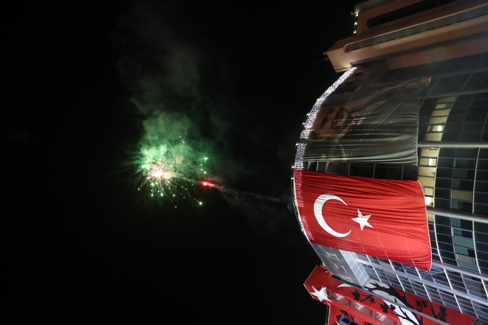 Başkan Hürriyet 400 bin İzmitlinin başkanıyım (23)