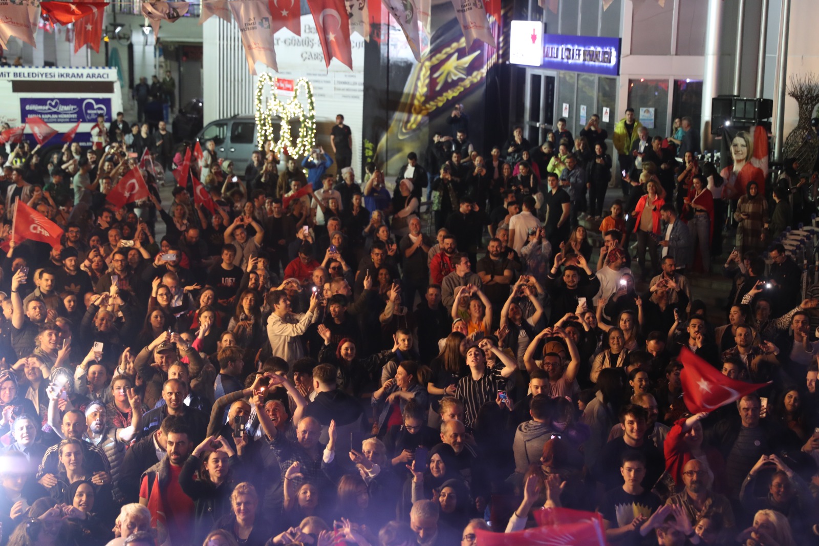 Başkan Hürriyet 400 bin İzmitlinin başkanıyım (3)
