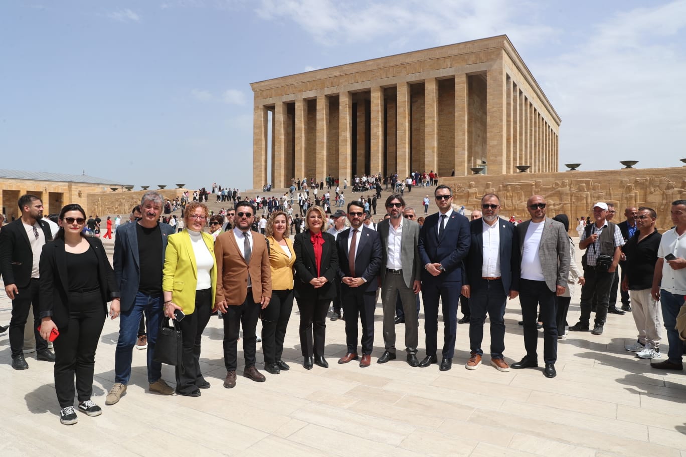 Başkan Hürriyet, Ata’nın huzuruna çıktı (11)