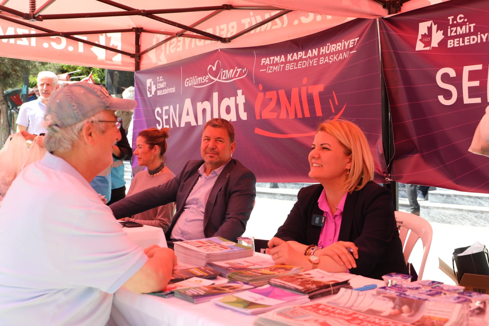 Başkan Hürriyet Halk günlerinde vatandaşın ayağına gidiyoruz (2)