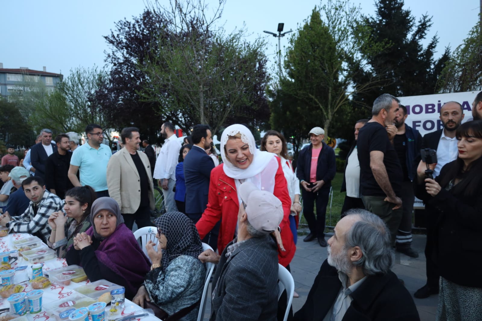 Başkan Hürriyet Kimseyi ayırmadan yolumuza devam edeceğiz (5)