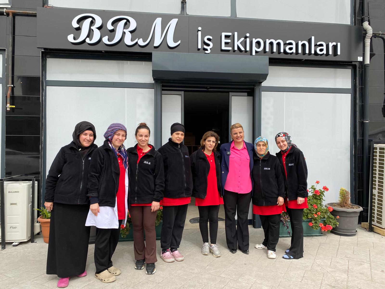 Baskan Hürriyet, Sirinevler bölge esnafini ziyaret etti (1)