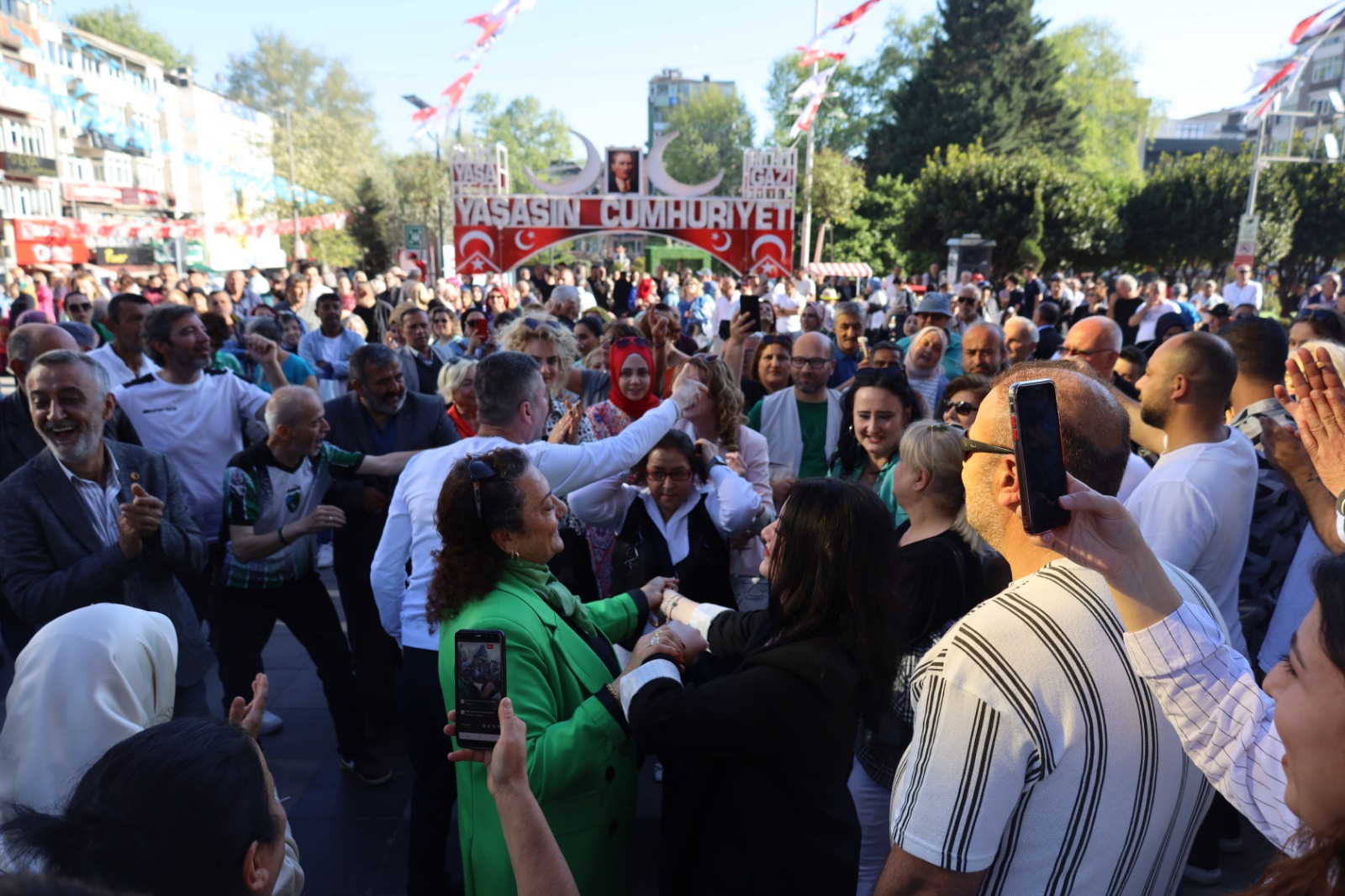 Başkan Hürriyet mazbata coşkusu (3)