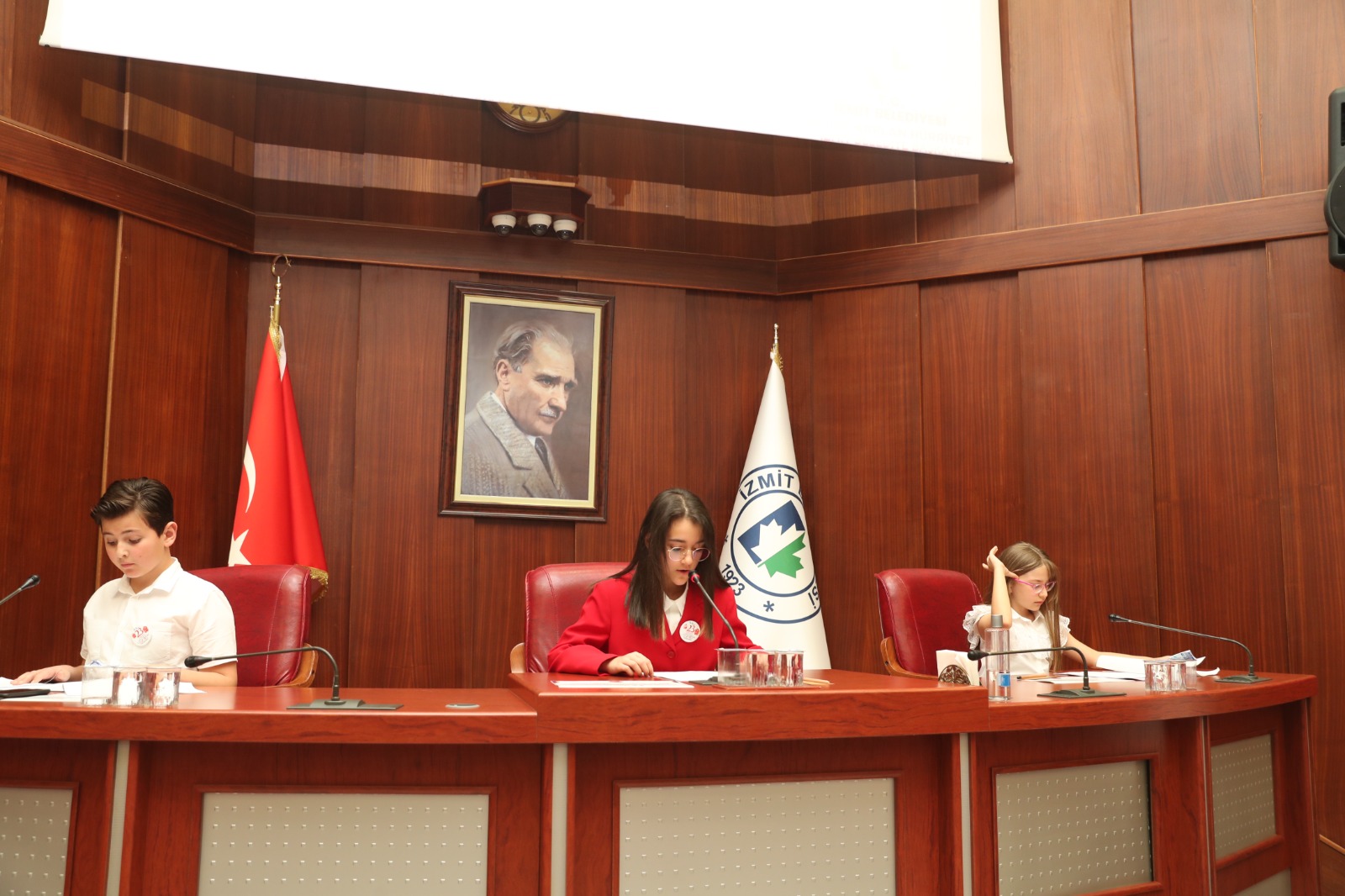 Çocuk Meclisi yoğun katılımla gerçekleştirildi (6)