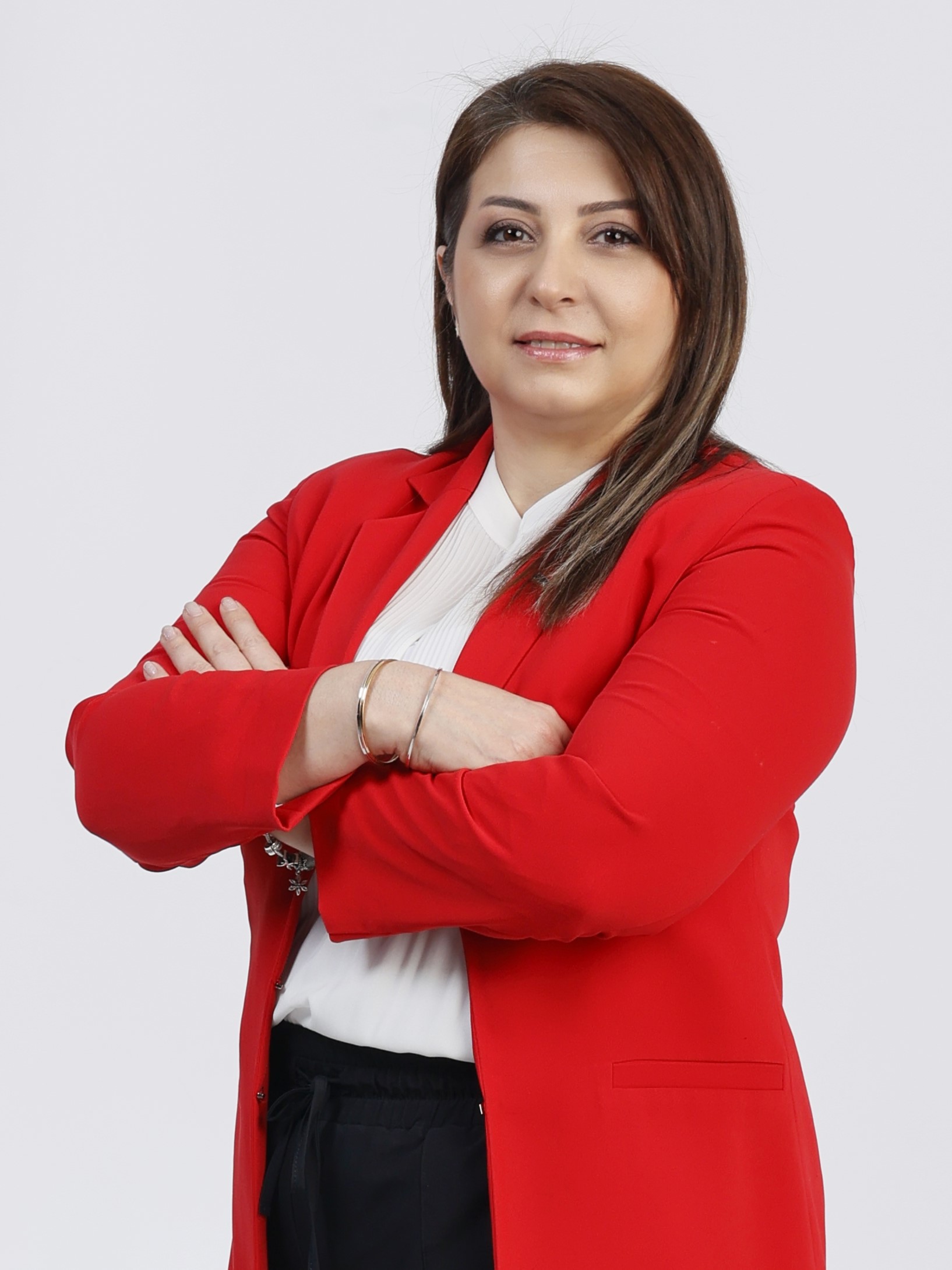 https://izmit.bel.tr/wp-content/uploads/2024/04/GAMZE-YILMAZ-DOGAN-CHP.jpg