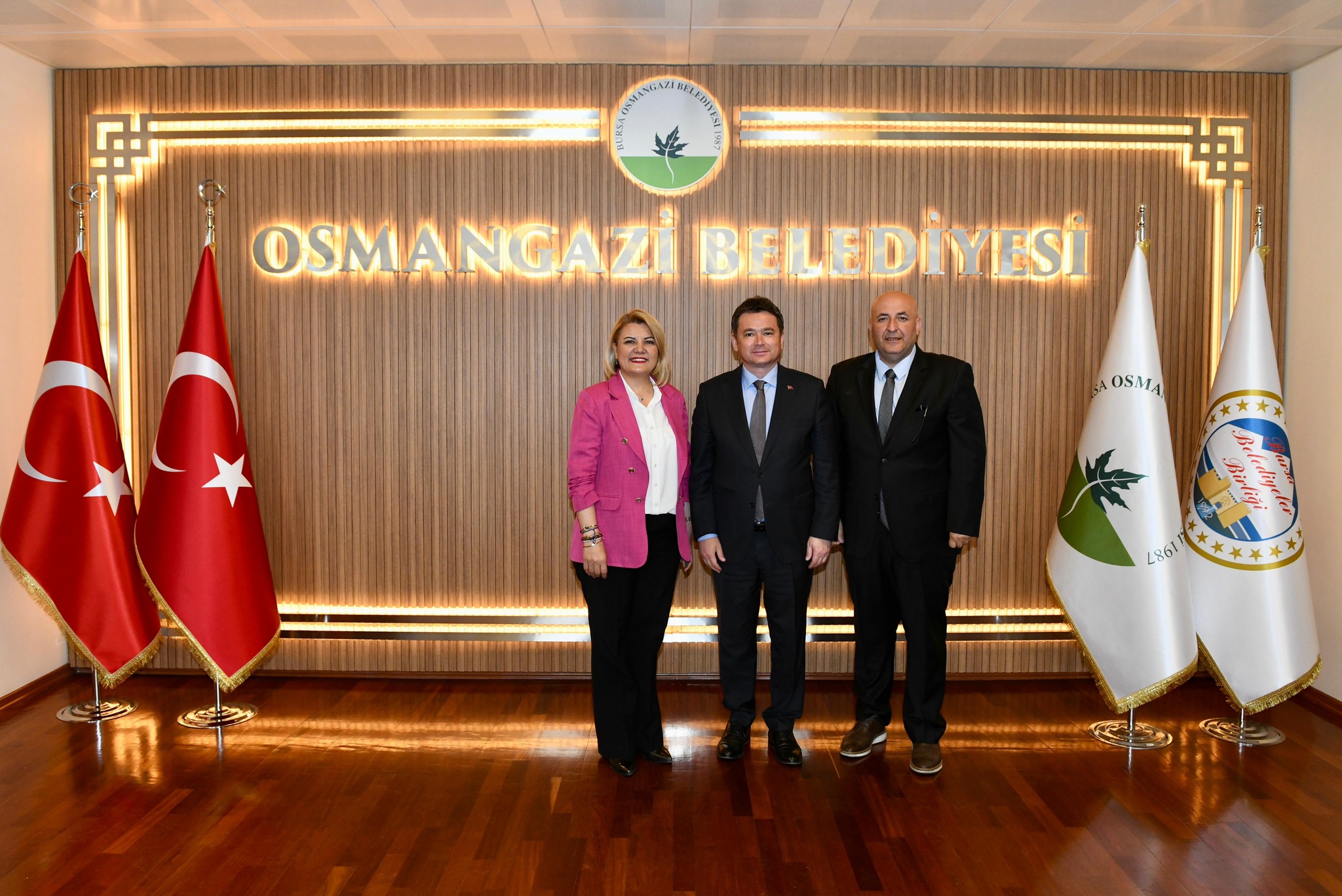 Hürriyet’ten Osmangazi Belediye Başkanı Erkan Aydın’a hayırlı olsun ziyareti (2)