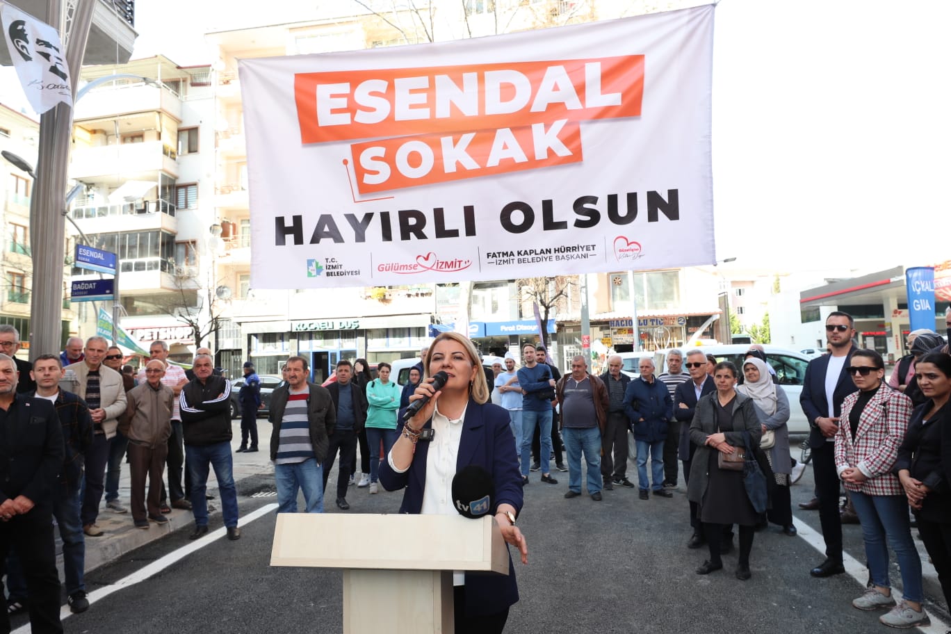 Izmit Belediyesi 7 günde tamamladigi Esendal Sokagi halkin hizmetine sundu (5)