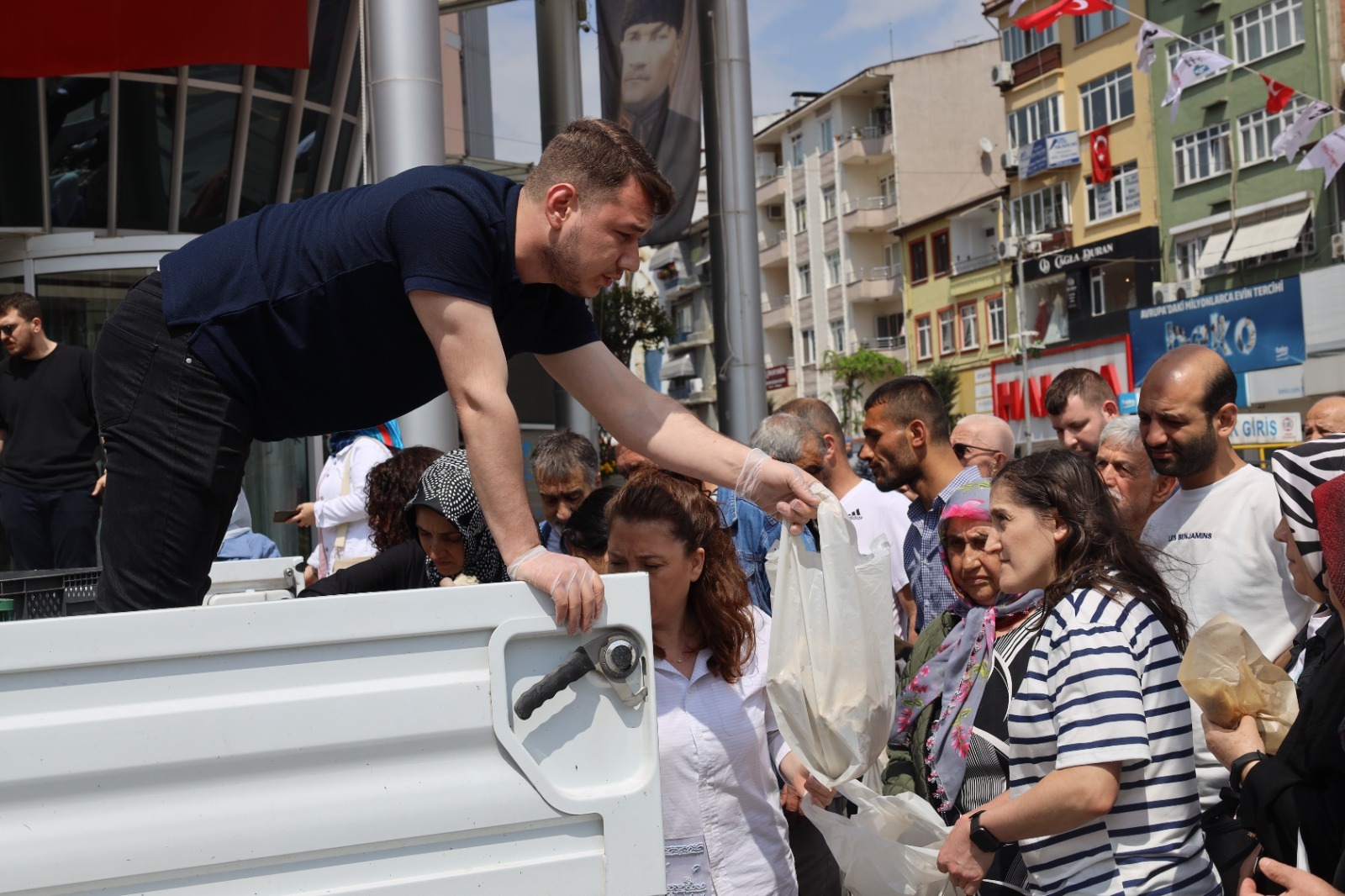 İzmit Belediyesi istiridye mantarı üretiyor, halka ücretsiz dağıtıyor (5)