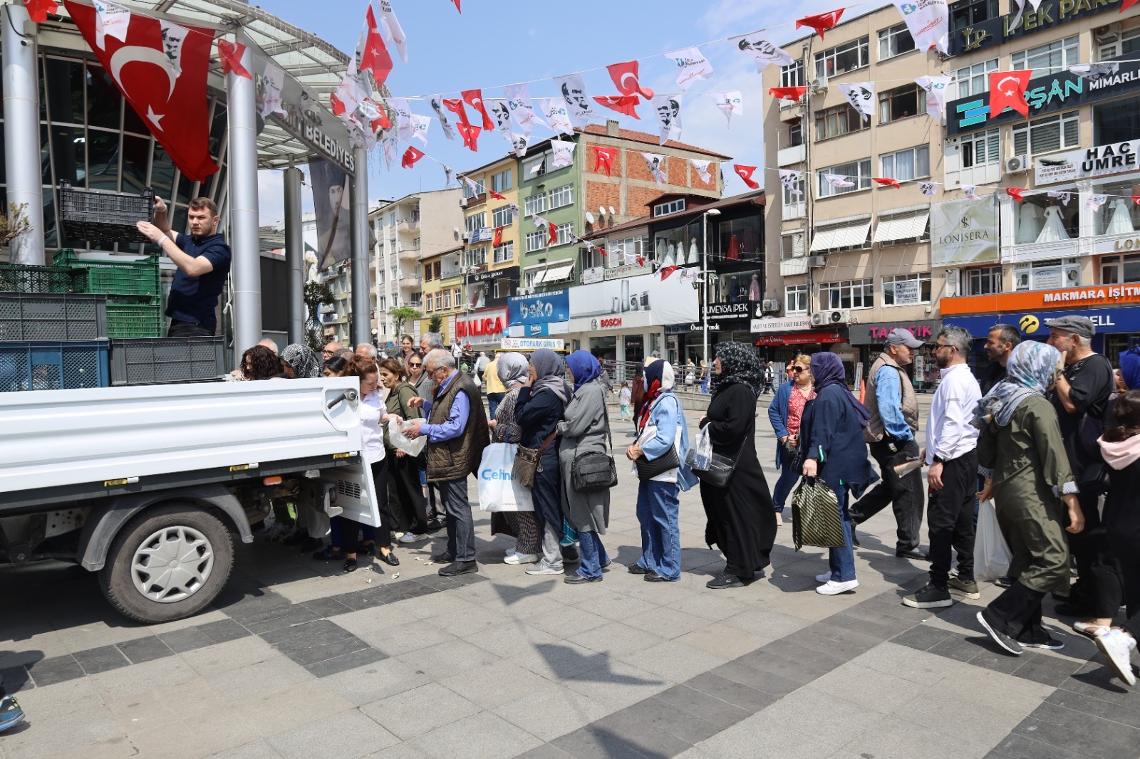 İzmit Belediyesi istiridye mantarı üretiyor, halka ücretsiz dağıtıyor (7)