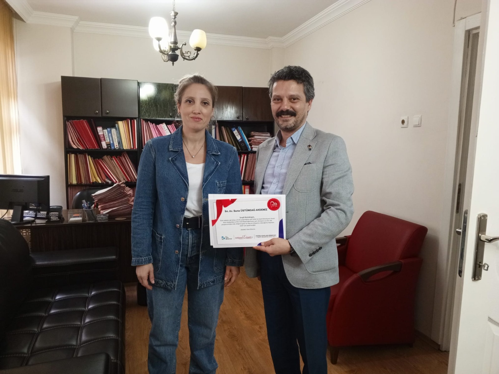 İzmit Belediyesinden avukatlara anlamlı ziyaret (12)