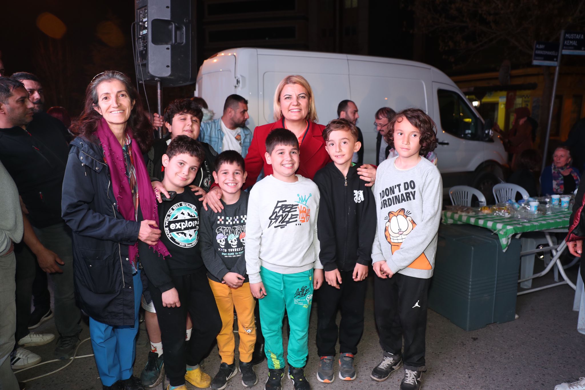 İzmit Belediyesinin mahalle iftarları Yenimahalle ve Yuvam Akarca’da devam etti (1)