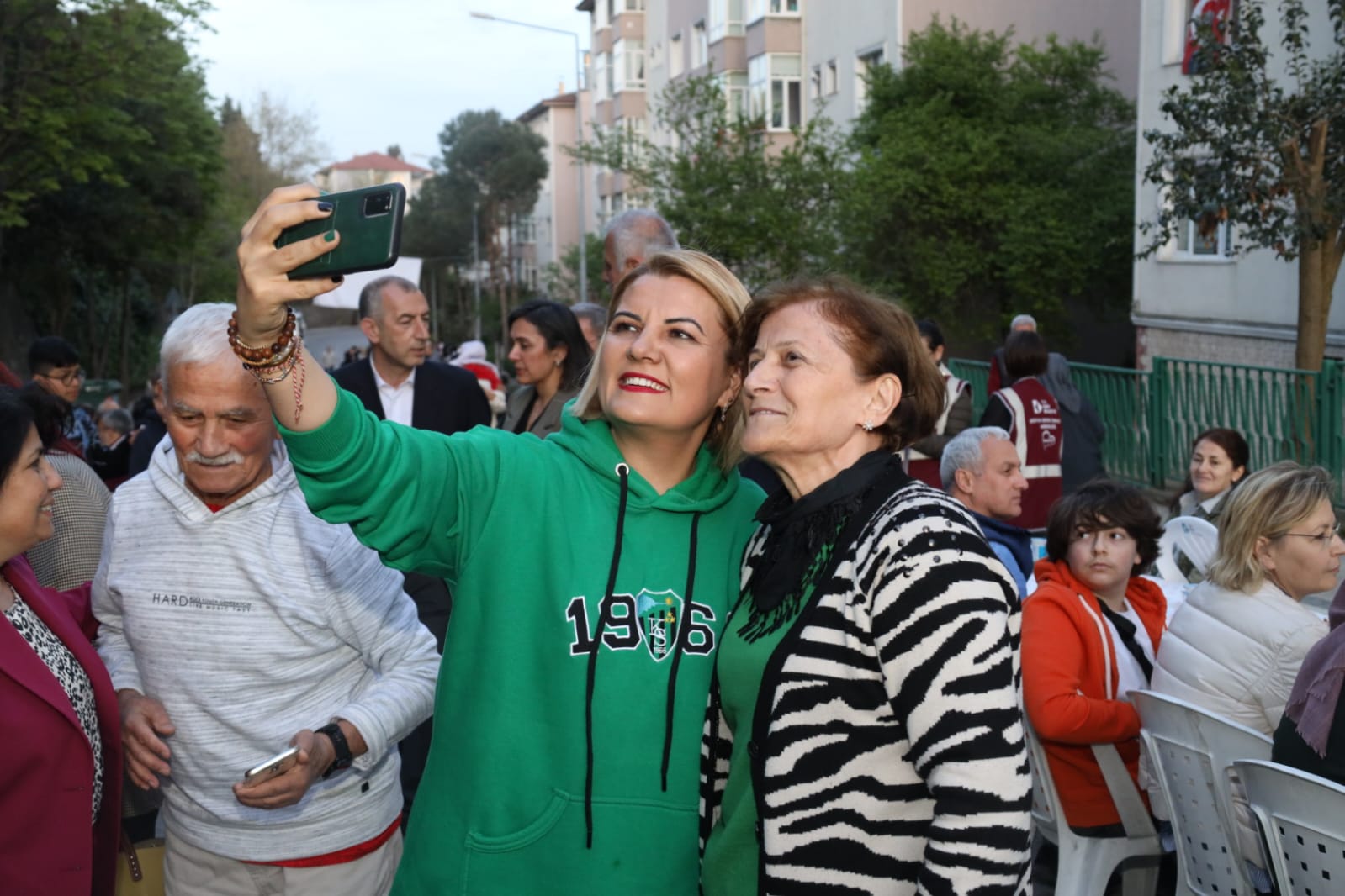 Şirintepelilerden Hürriyet’e sevgi seli (5)