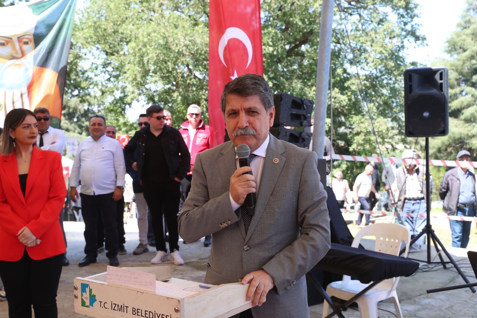 Bayraktar, Hidirellez Senlikleri ile bahari coskuyla karsiladi (6)