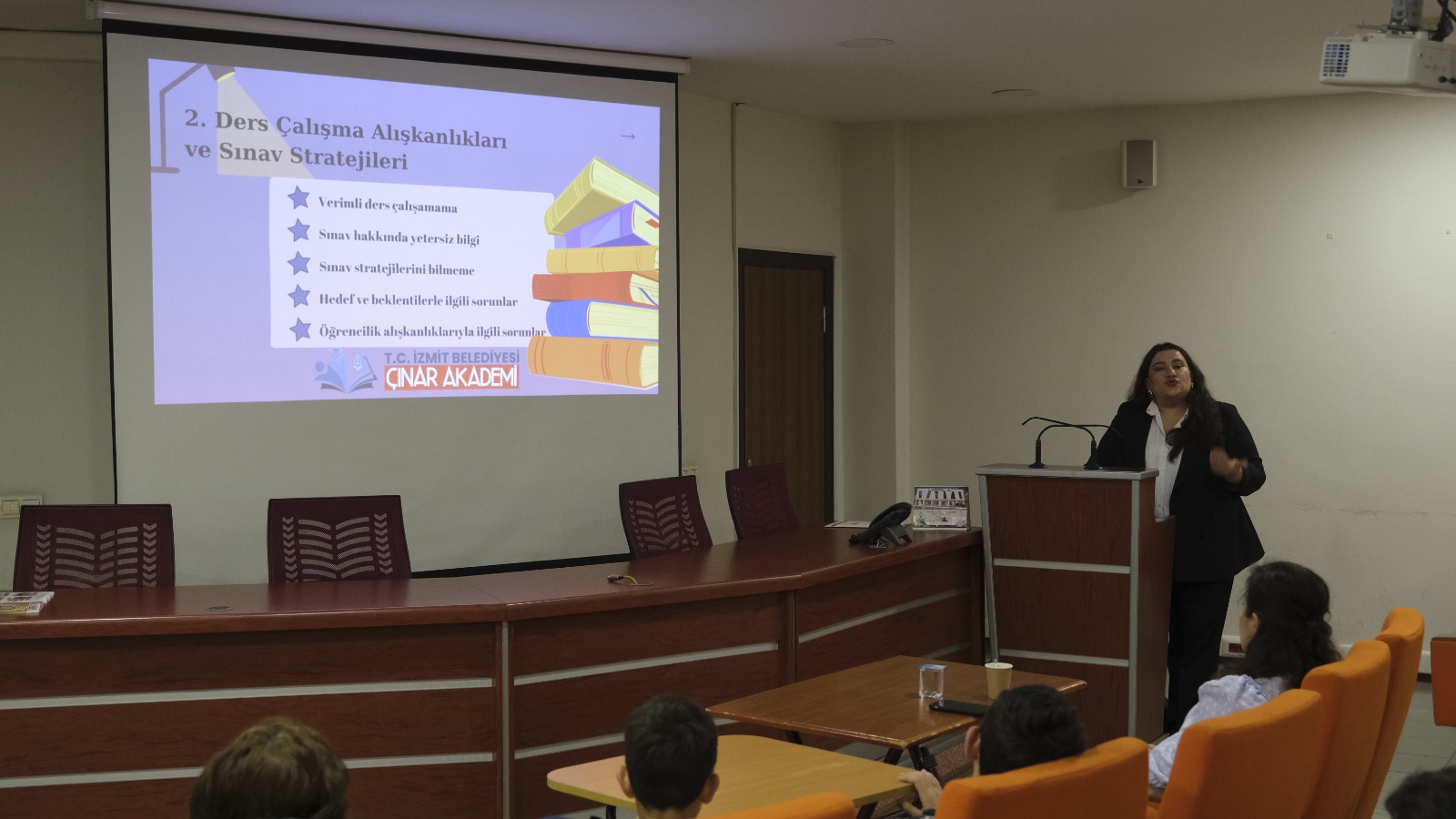 Çınar Akademi’den öğrenci ve velilere ‘Sınav Kaygısı’ semineri (2)