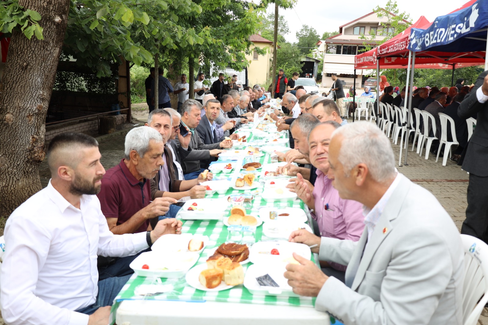 İzmit Belediye koordineli çalışmak adına kırsal mahallelerin muhtarlarını dinledi (3)