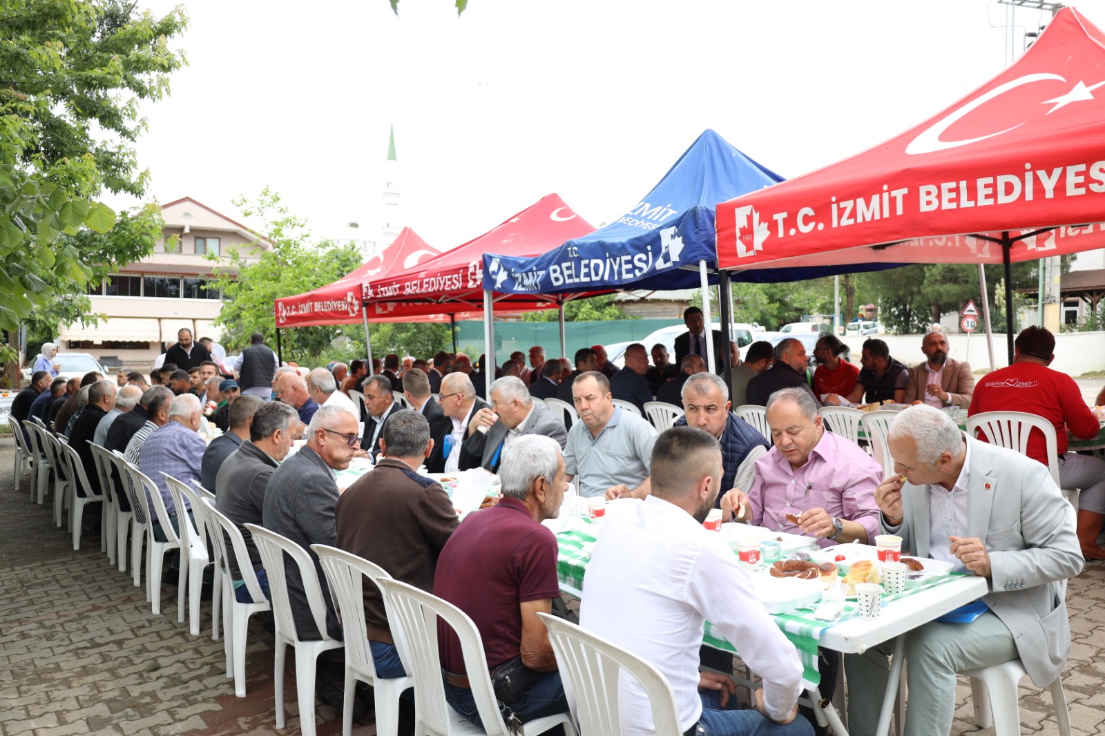 İzmit Belediye koordineli çalışmak adına kırsal mahallelerin muhtarlarını dinledi (8)