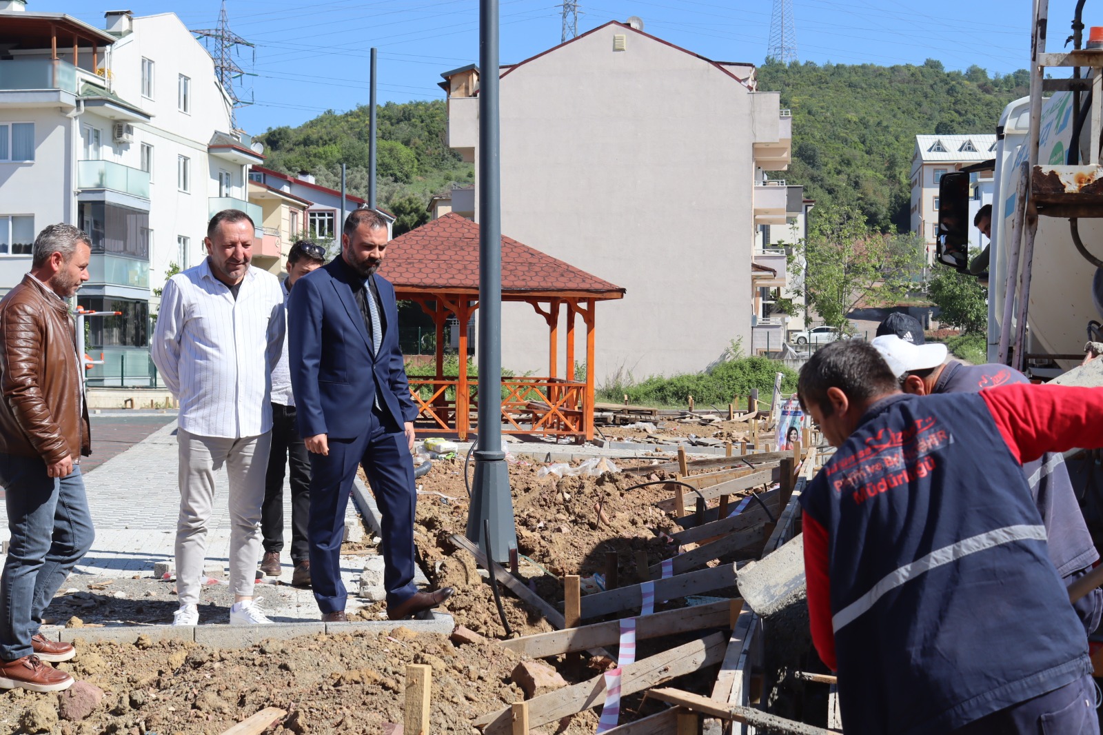 İzmit Belediyesi Alikahya’ya yeni park ve oyun alanı kazandırıyor (1)