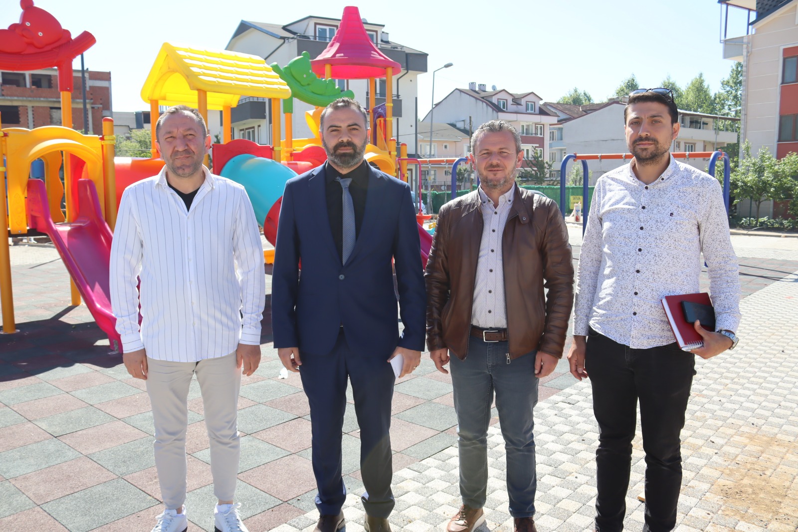 İzmit Belediyesi Alikahya’ya yeni park ve oyun alanı kazandırıyor (3)