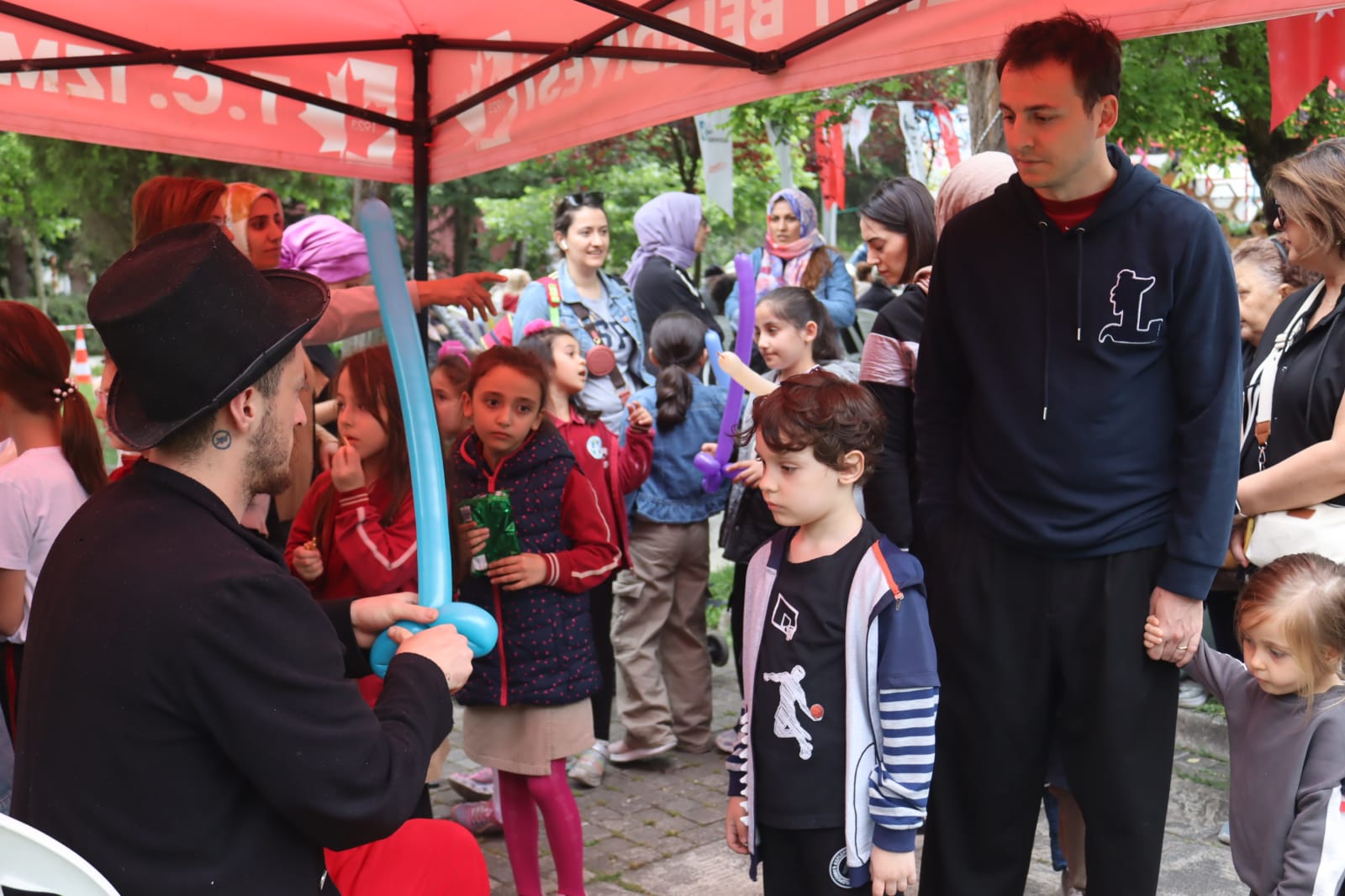 İzmit Belediyesi Hıdırellez etkinleri Yahya Kaptan Mahallesi’nde devam etti (7)