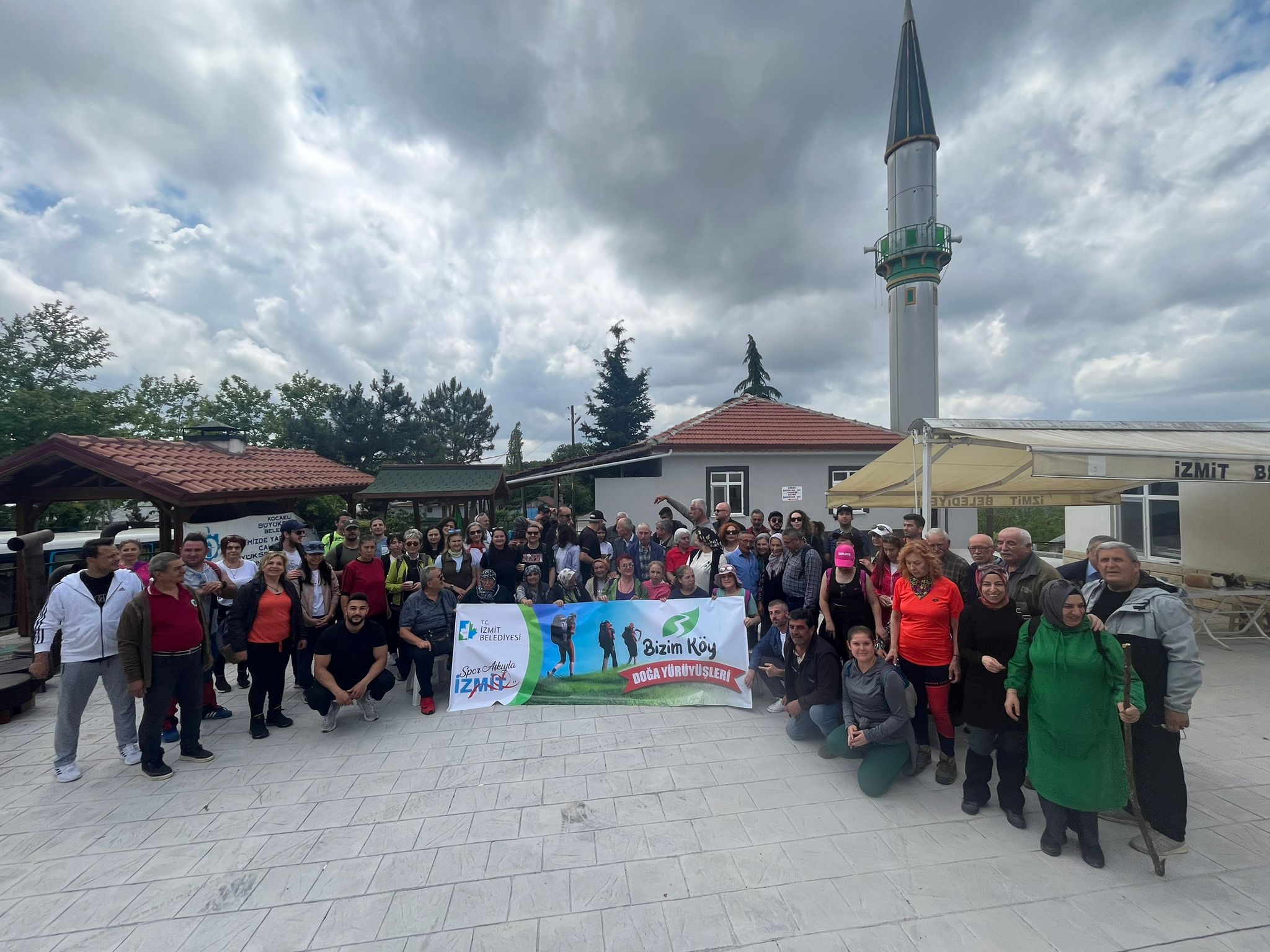 İzmit Belediyesi doğaseverleri Mecidiye Mahallesi ile tanıştırdı (3)