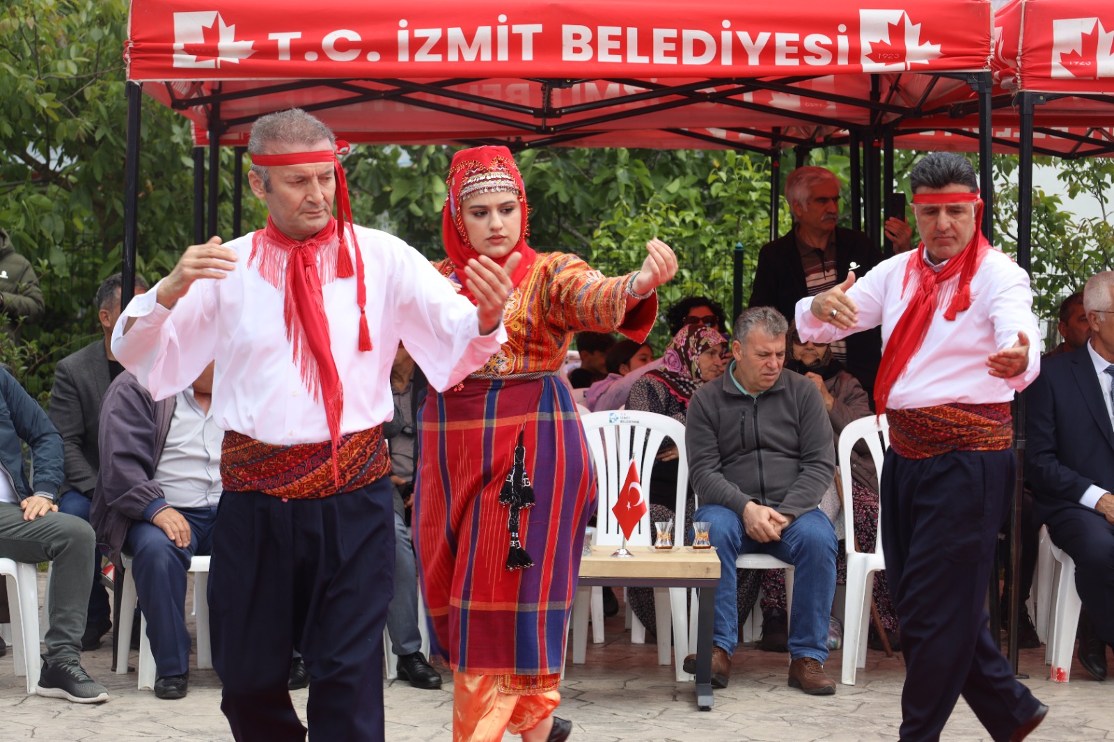 Izmit Belediyesi katkilariyla Hidirellez coskusu Mecidiye Köyü'nde basladi (6)