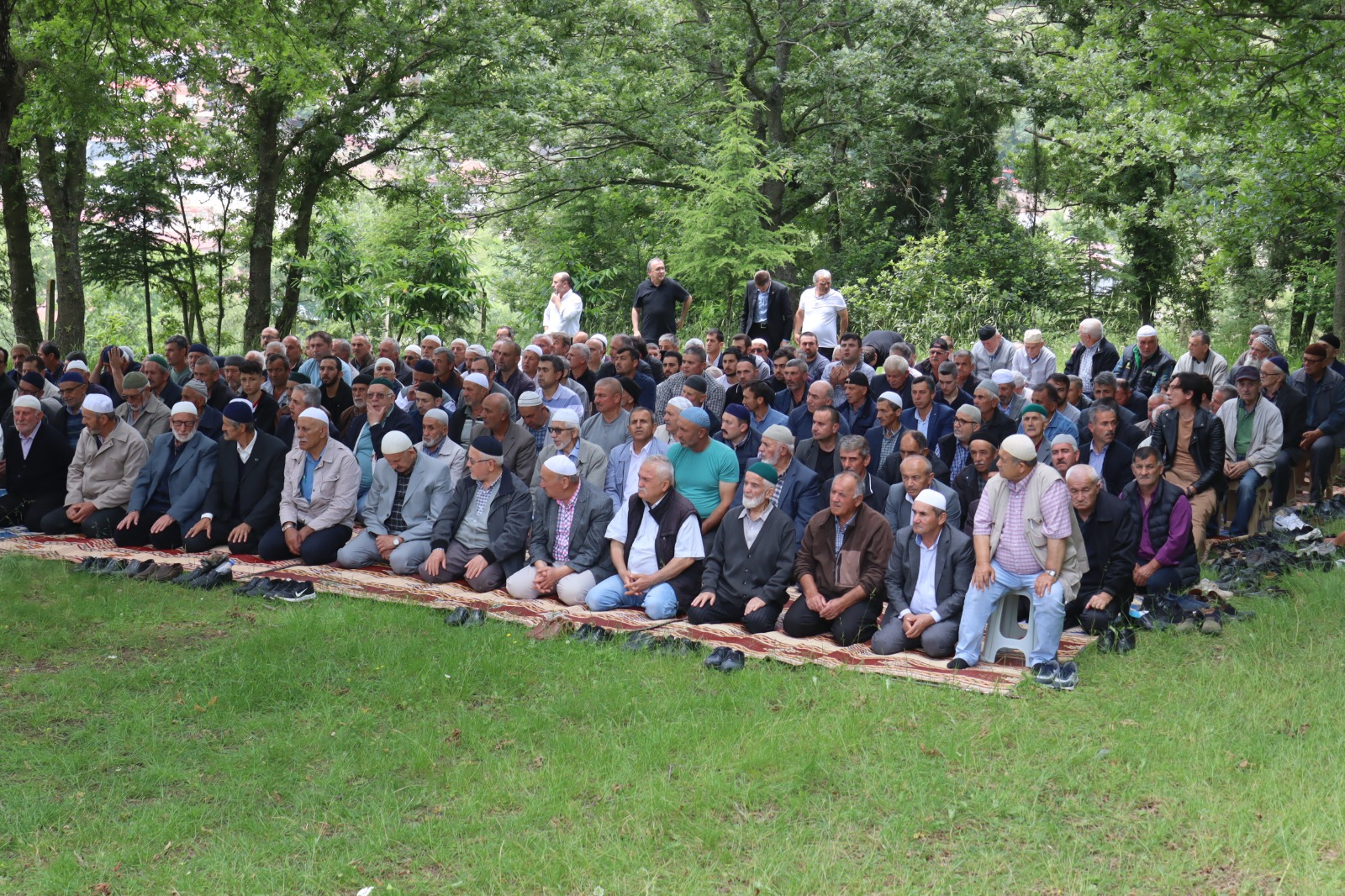 İzmit Belediyesi köylerde de vatandaşları yalnız bırakmıyor (7)