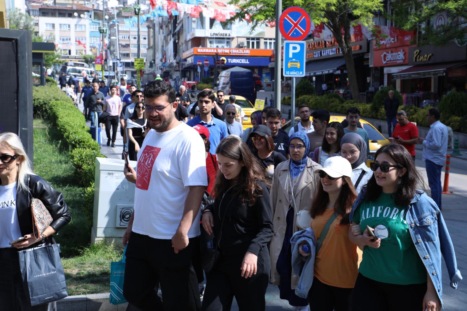 Izmitli gençler, 19 Mayis Gençlik Yürüyüsünde bulustu (3)