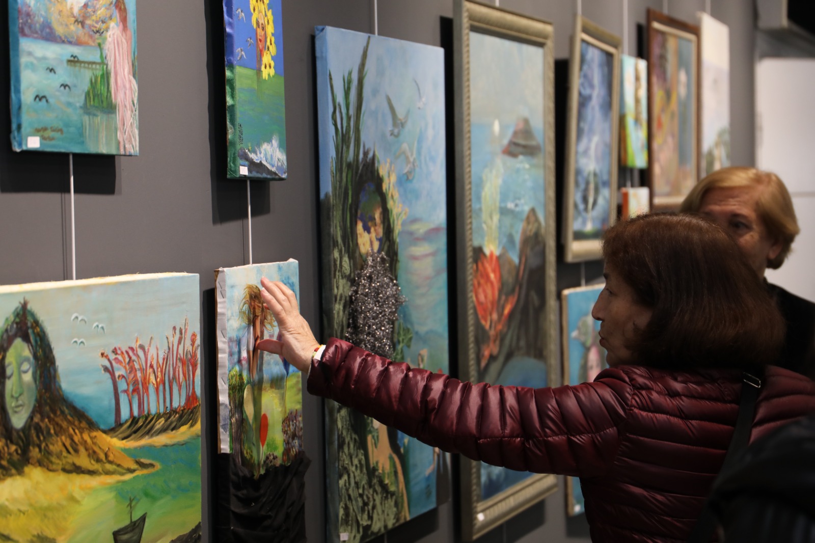 “Kadının Gücü” resim sergisi Nikomedia Sanat Galerisi'nde sanatseverlerle buluştu (8)