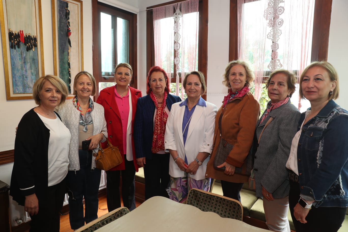 Sürdürülebilir Sanat Kadin Kooperatifi Tarihi Kapanca Sokak'ta hizmete açildi (11)