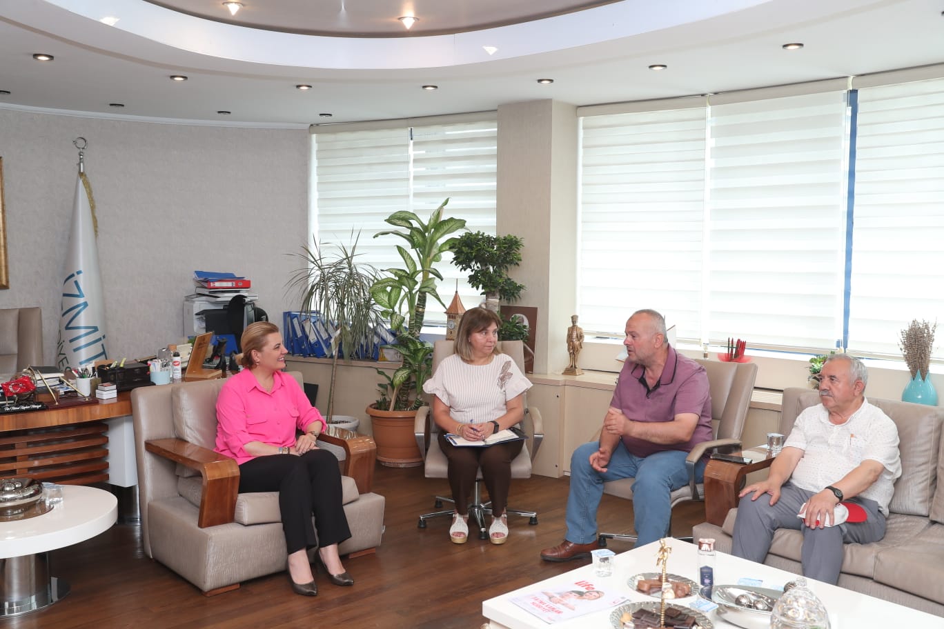 Başkan Hürriyet Halk Buluşmaları’nda vatandaşı dinlemeye devam ediyor (5)
