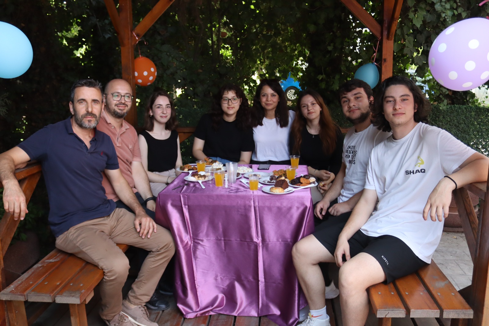 Çınar Akademisi Öğrencileri mezuniyet töreninde stres attı (11)
