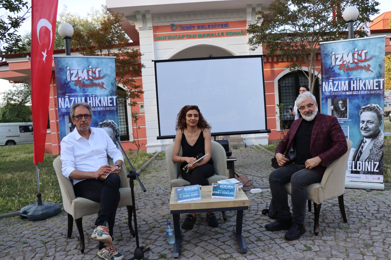 IZMIT BELEDIYESI NAZIM HIKMETI ANDI (5)