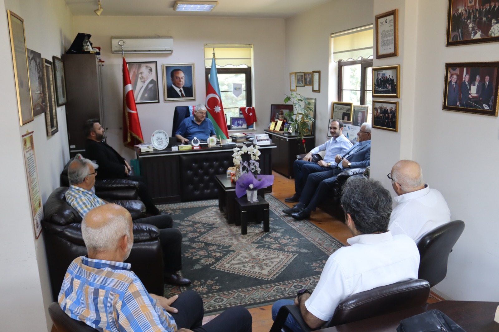 Izmit Belediyesi, Azerbaycan'in Bagimsizlik Günü'nü kutladi (3)